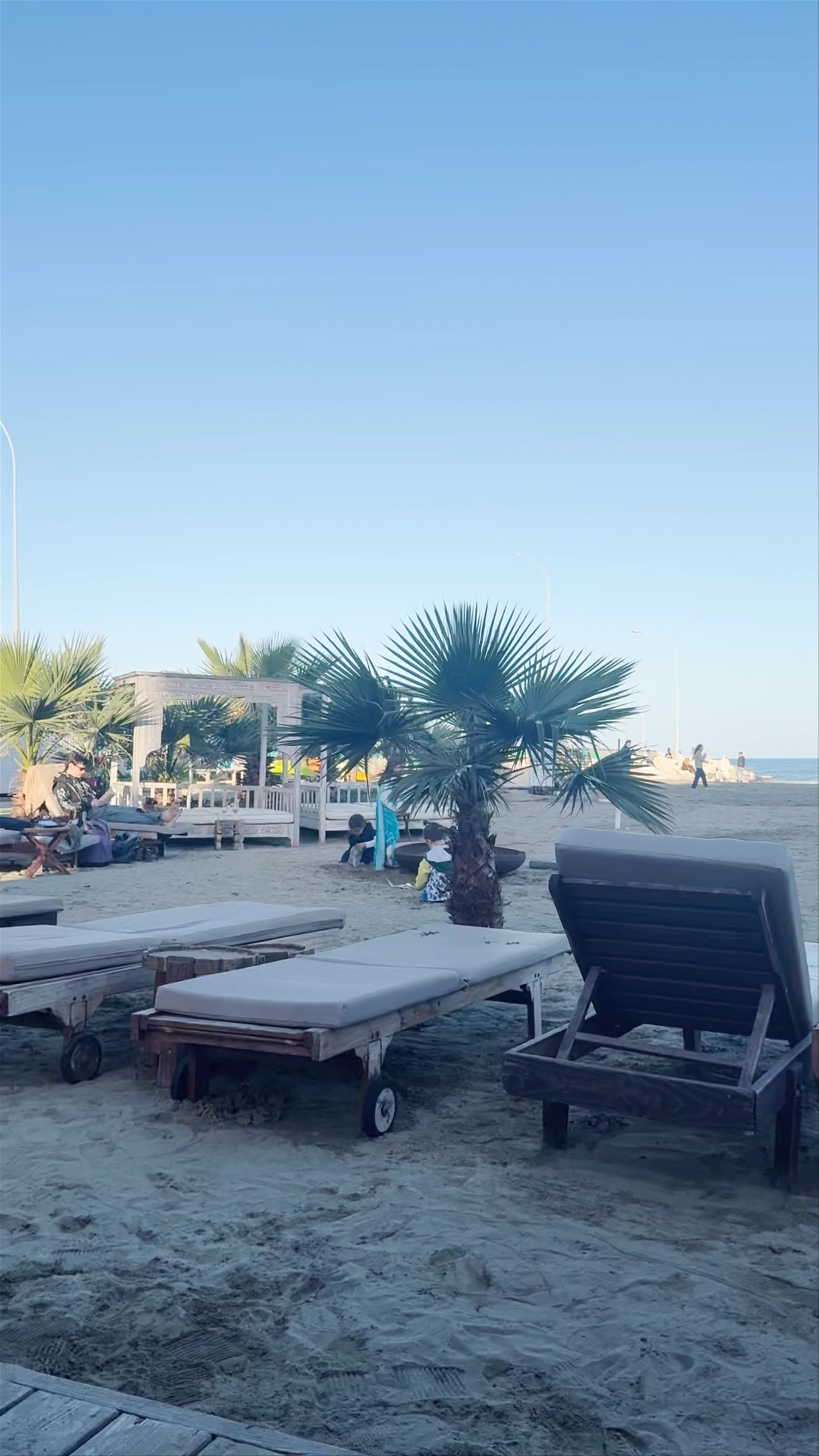 NUSA Beach Bar
