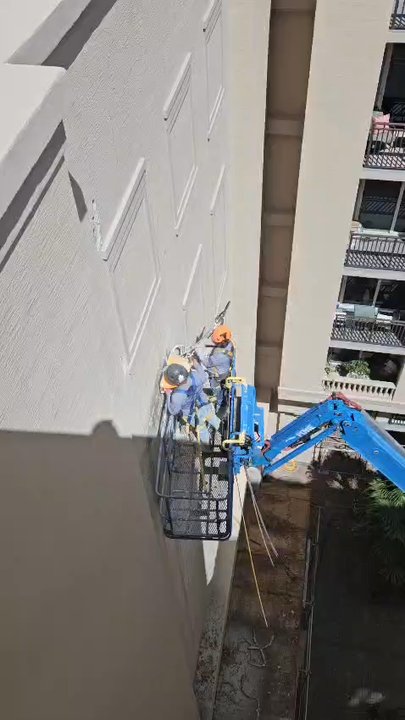 2Fix Corp - 2Fix Corp Cutting an exterior wall in a Building located in Corla Gables, Miami Dade County - General Contractors Near Me - Miami, Florida