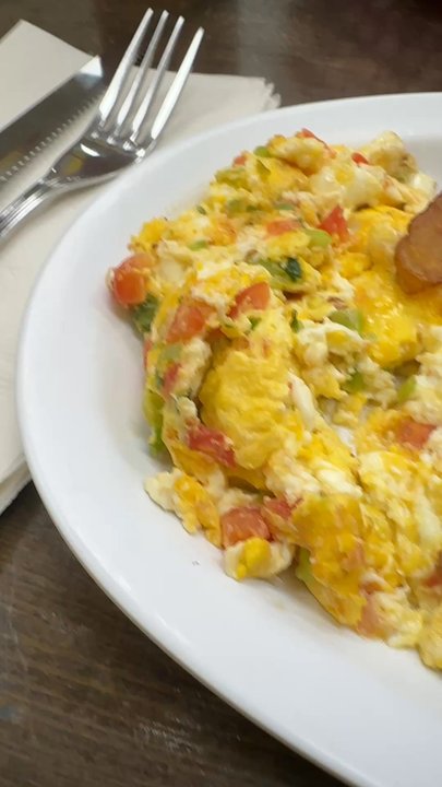 El Pilon Bakery - Calentado - Bakeries Near Me - Sunnyside, New York