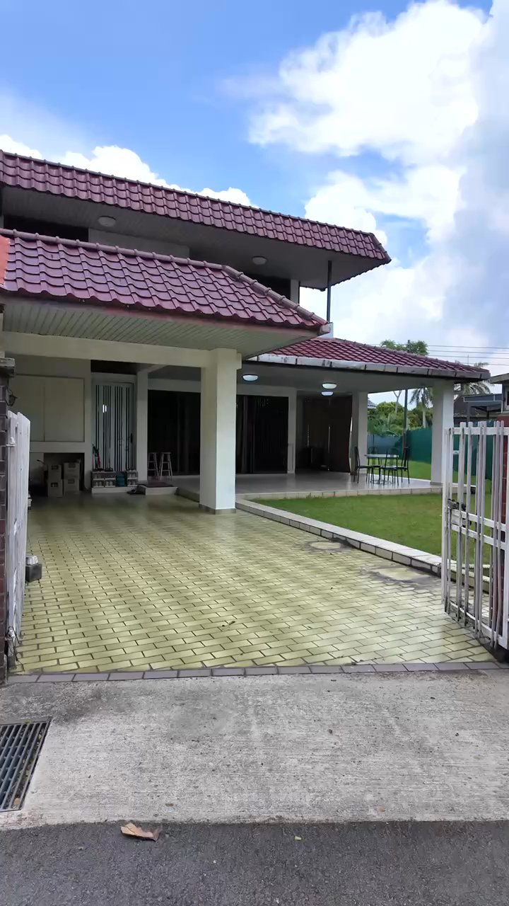 4 Bed Semi-Detached House (Landed) for Sale in  Mayflower Gardens - Image 20