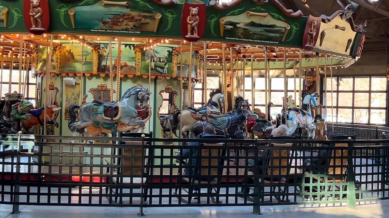 Bear Mountain Merry-Go-Round - Amusement Parks Near Me - Bear Mountain, New York