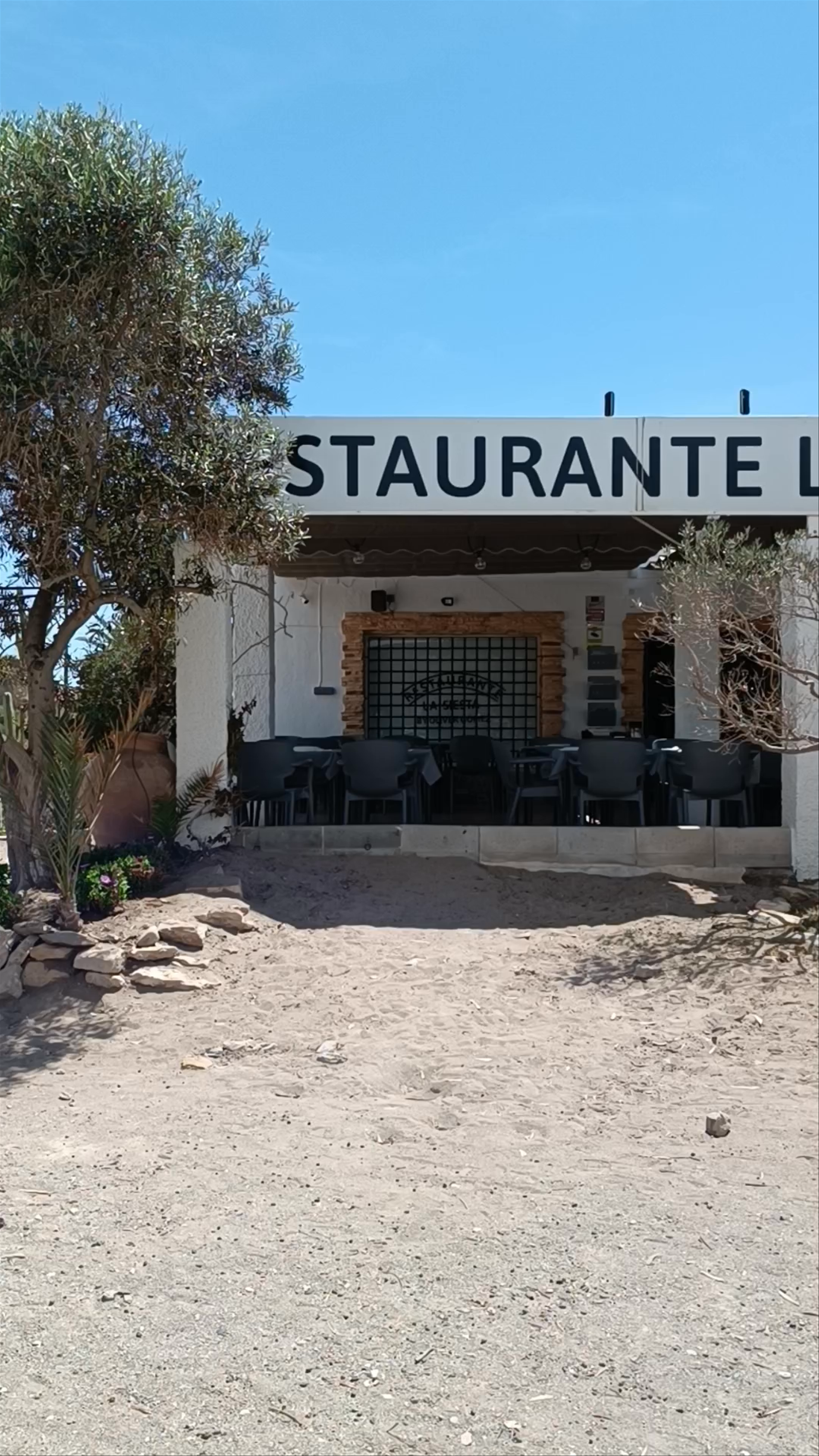 Restaurante La Siesta: Authentic Coastal Dining in Bolnuevo, Spain