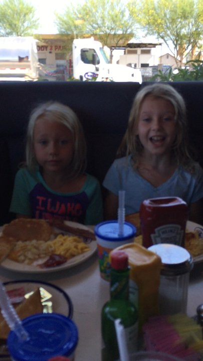 Space Age Restaurant and Bar - 9 second reviews with Gwen & Flora. - Breakfast & Brunch Near Me - Gila Bend, Arizona