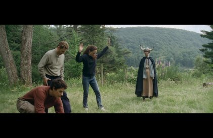 Bande-annonce en anglais avec sous-titres en français