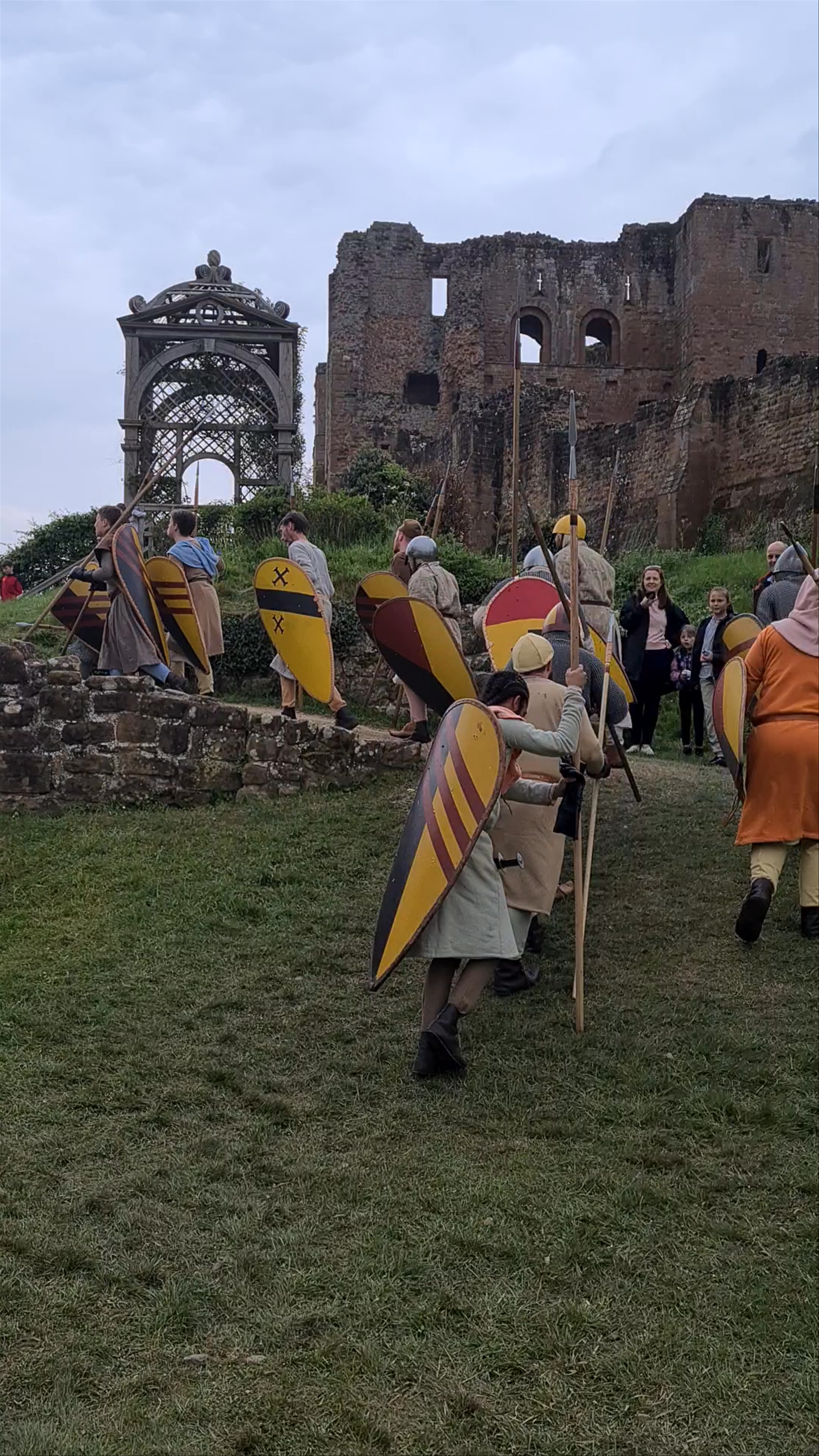 Kenilworth Castle and Elizabethan Garden