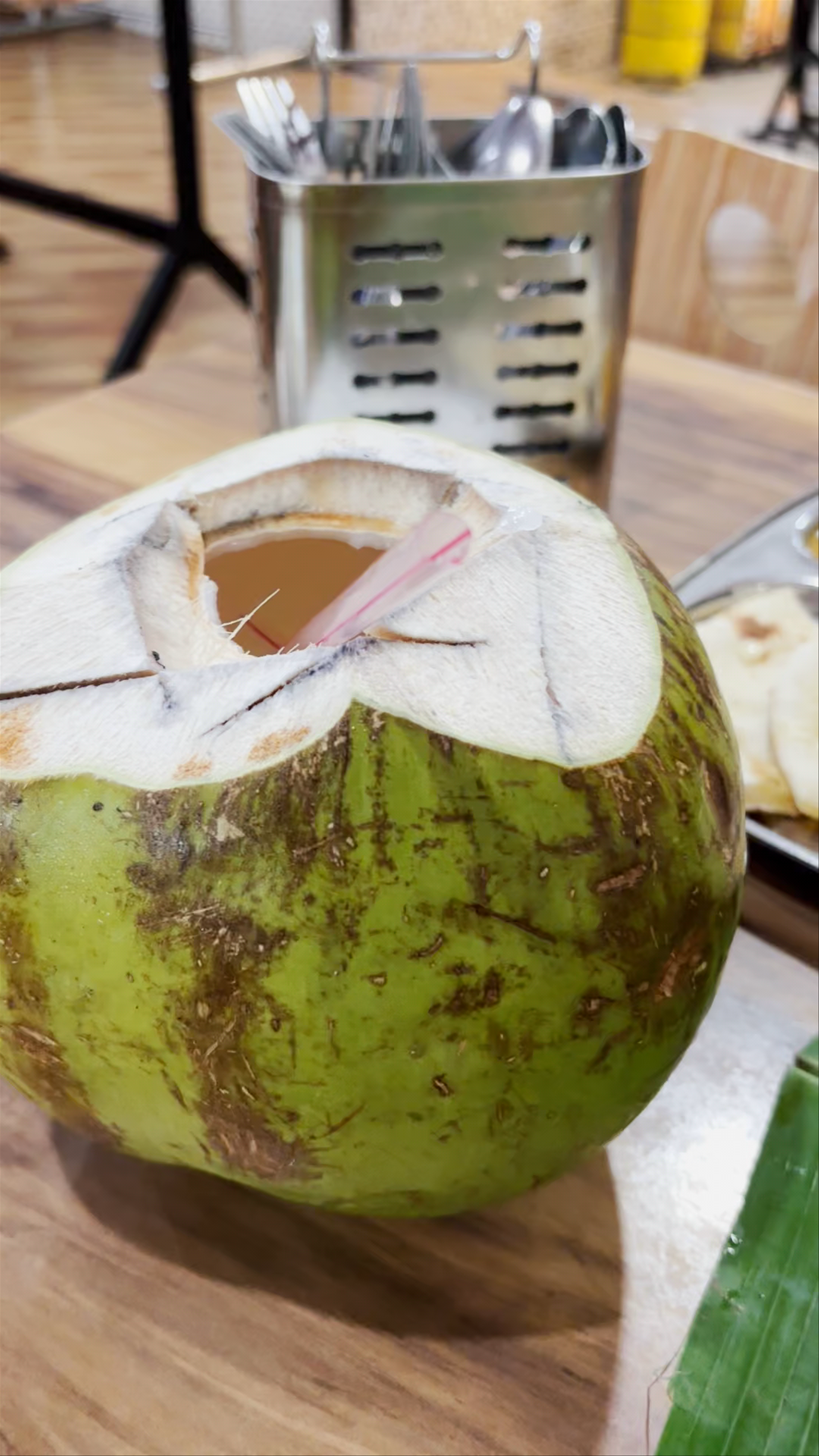 Refreshing Coconut Drink and Authentic South Indian Meal at Restoran Hari Aum, Melaka