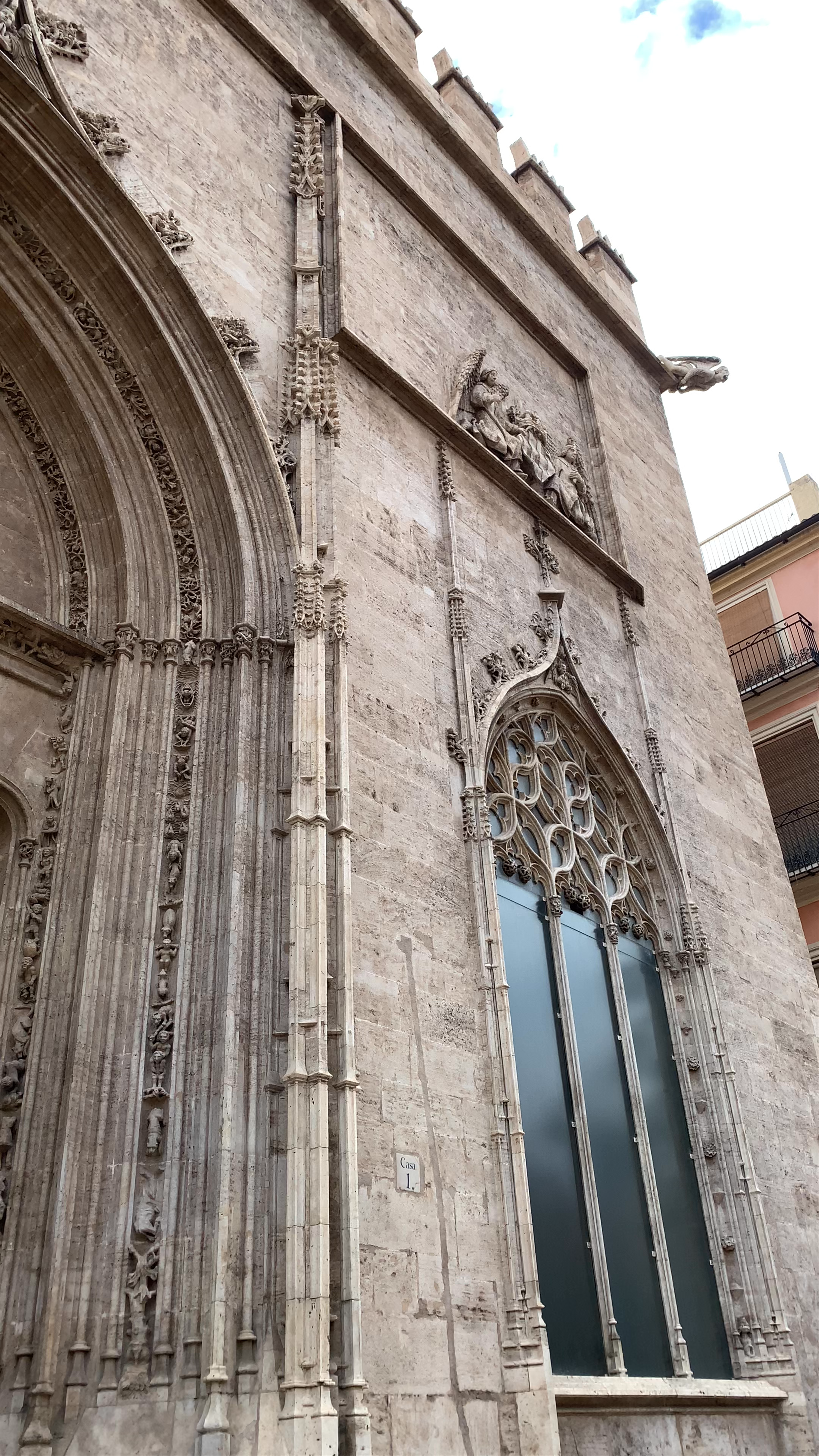 Catedral de Sevilla: Majestic Gothic Architecture in Seville