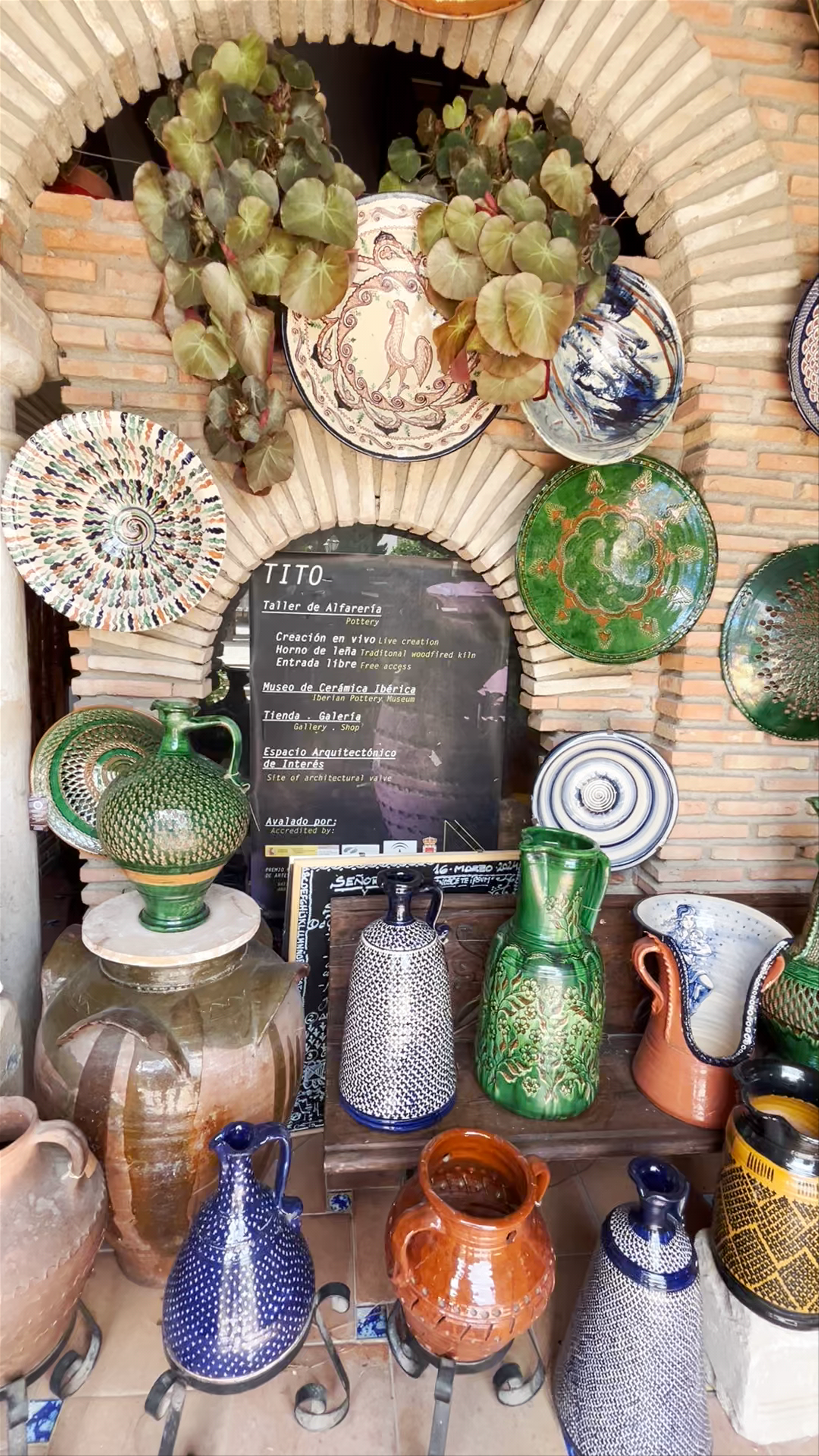 Alfarería Tito: Timeless Pottery Craft in Úbeda, Spain