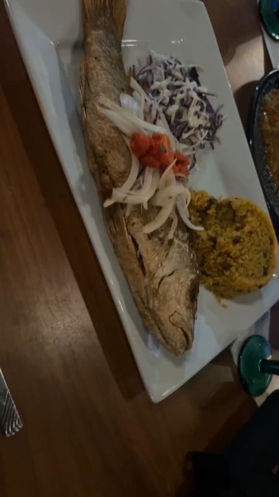 Platos - Chillo red snapper is 10/10 ! - Latin American Near Me - Carolina, Puerto Rico