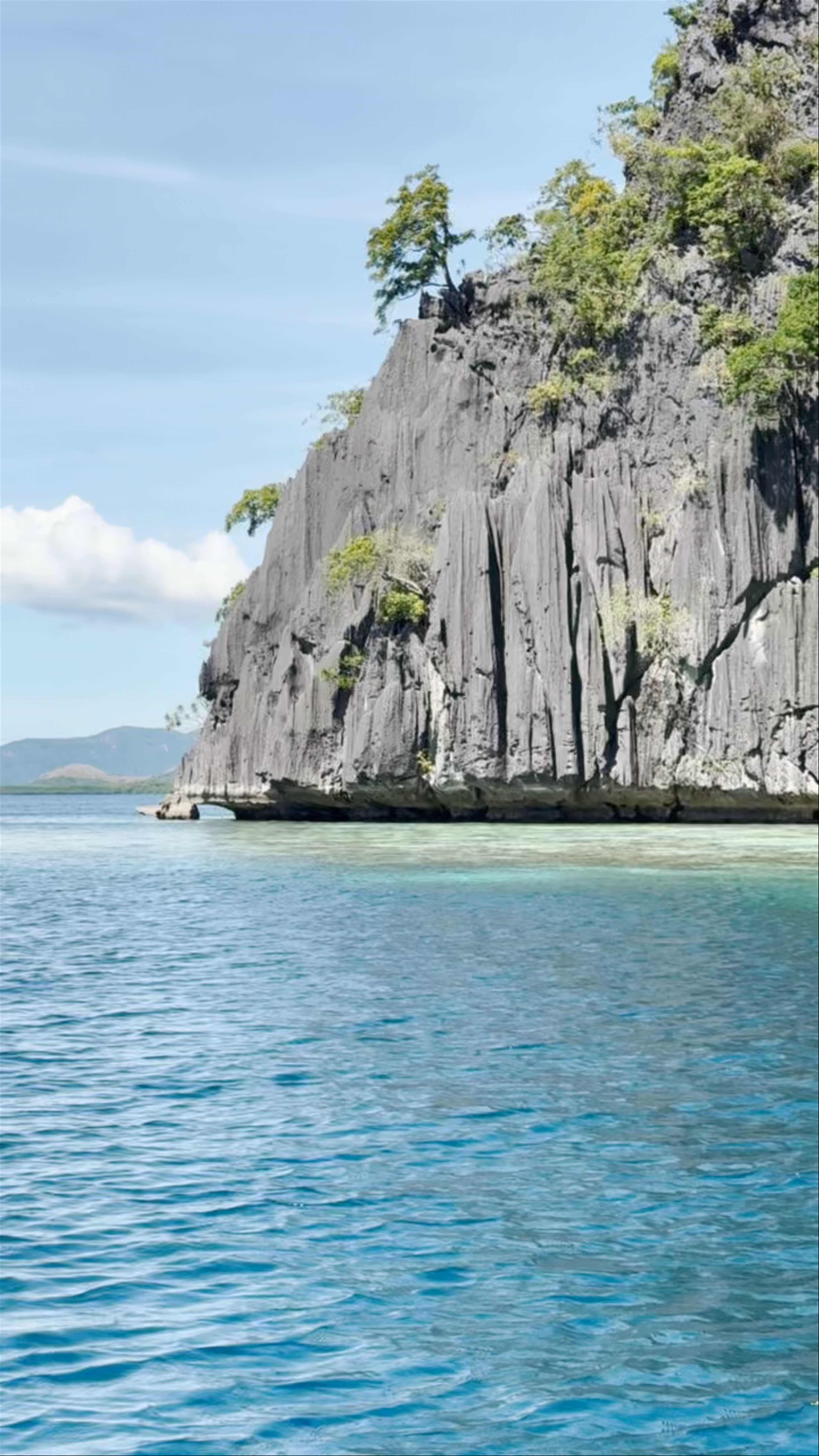 Hidden Lagoon Bliss: Serene Waters of Coron, Palawan