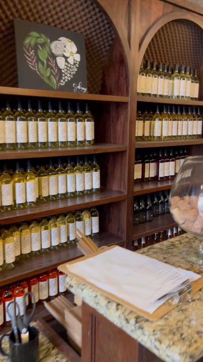 Oak Mountain Winery - Wineries Near Me - Temecula, California