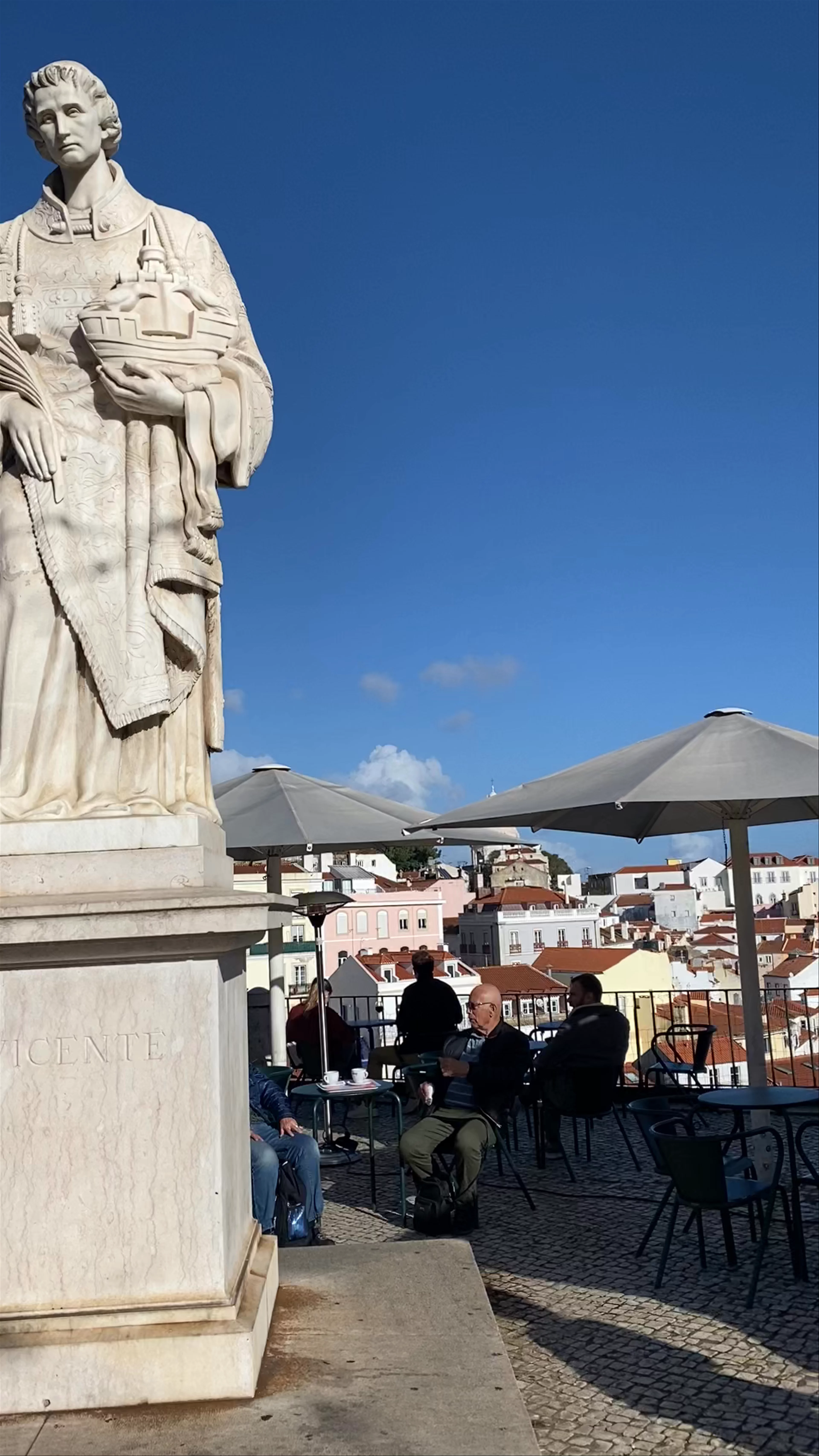 Miradouro de Santa Luzia, Largo Santa Luzia, Lisbon, Portugal