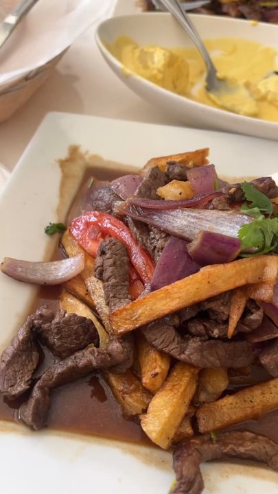 Mamita Peruvian Restaurant - Peruvian Near Me - Glendale, California