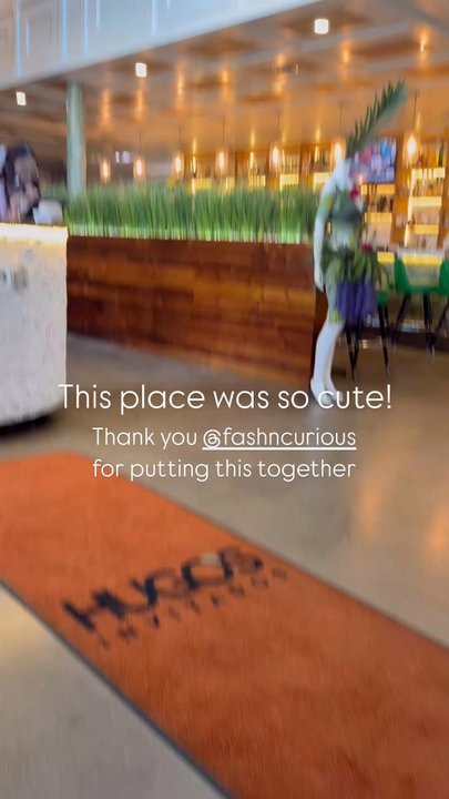 Hugo's Invitados - Modern Mexican Design with Great Space and Lighting. A Content Creator's Dream - Seafood Near Me - Irving, Texas
