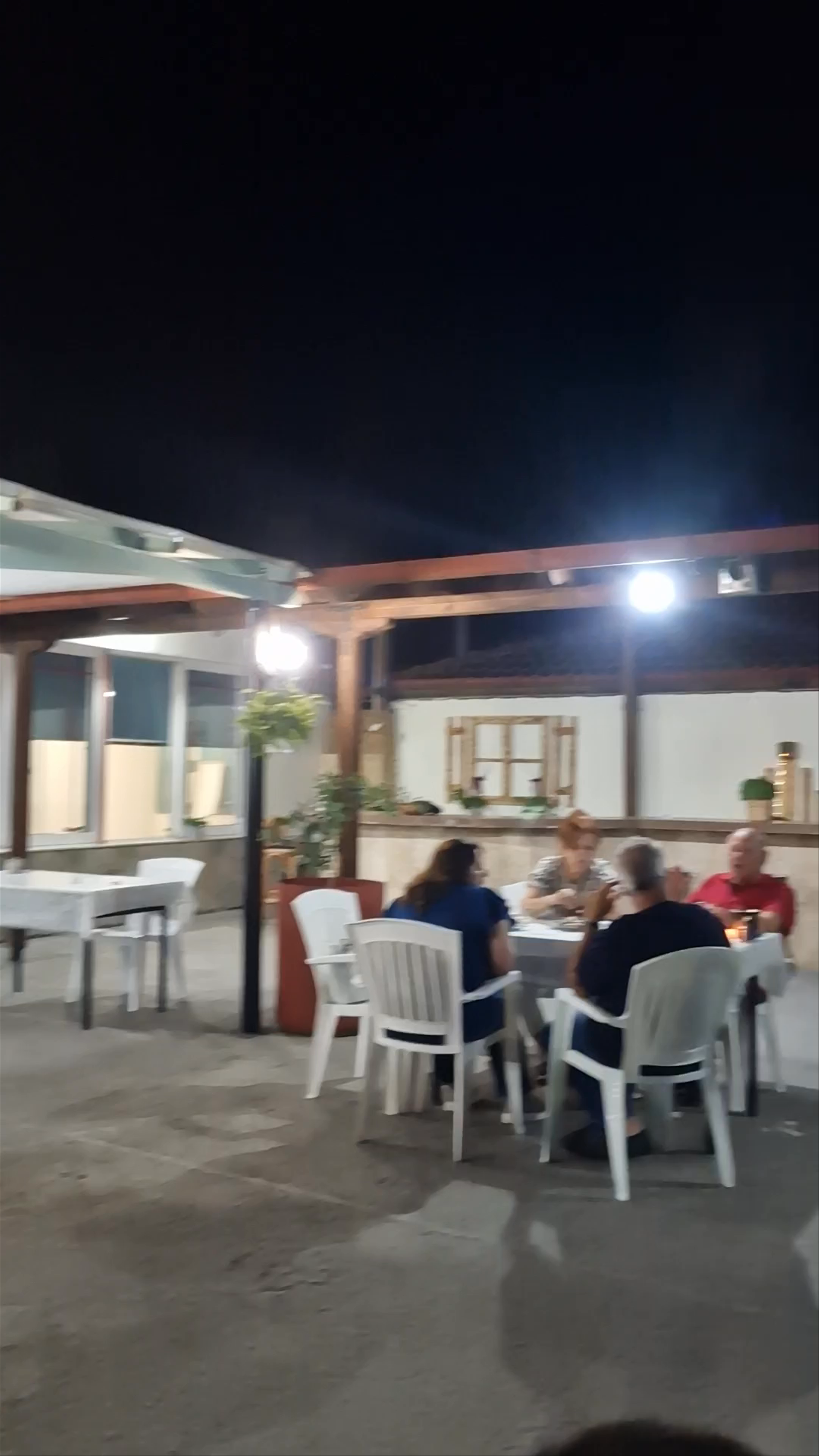 Ουζερί μεζεδοπωλείο ΜΠΙΝΕΛΊΚΙΑ