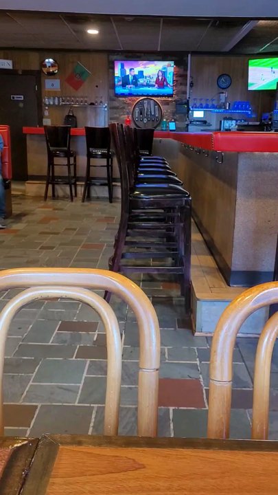 Avenue Bar And Grill - Bars Near Me - Naugatuck, Connecticut