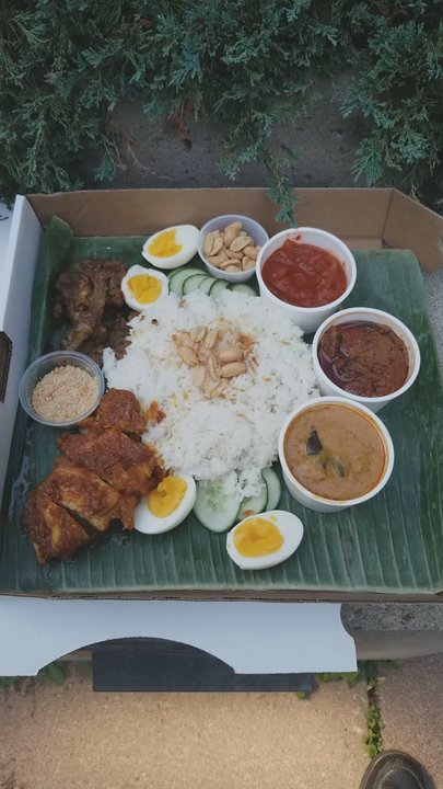 Makan - Nasi Lemak platter - Asian Fusion Near Me - Toronto, Ontario
