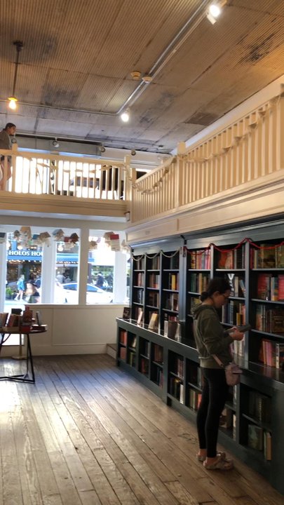 Neighbor Books - Bookstores Near Me - McKinney, Texas