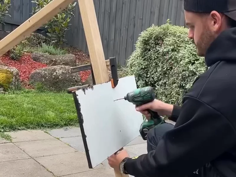 Bunnings Christmas DIY Outdoor Tree