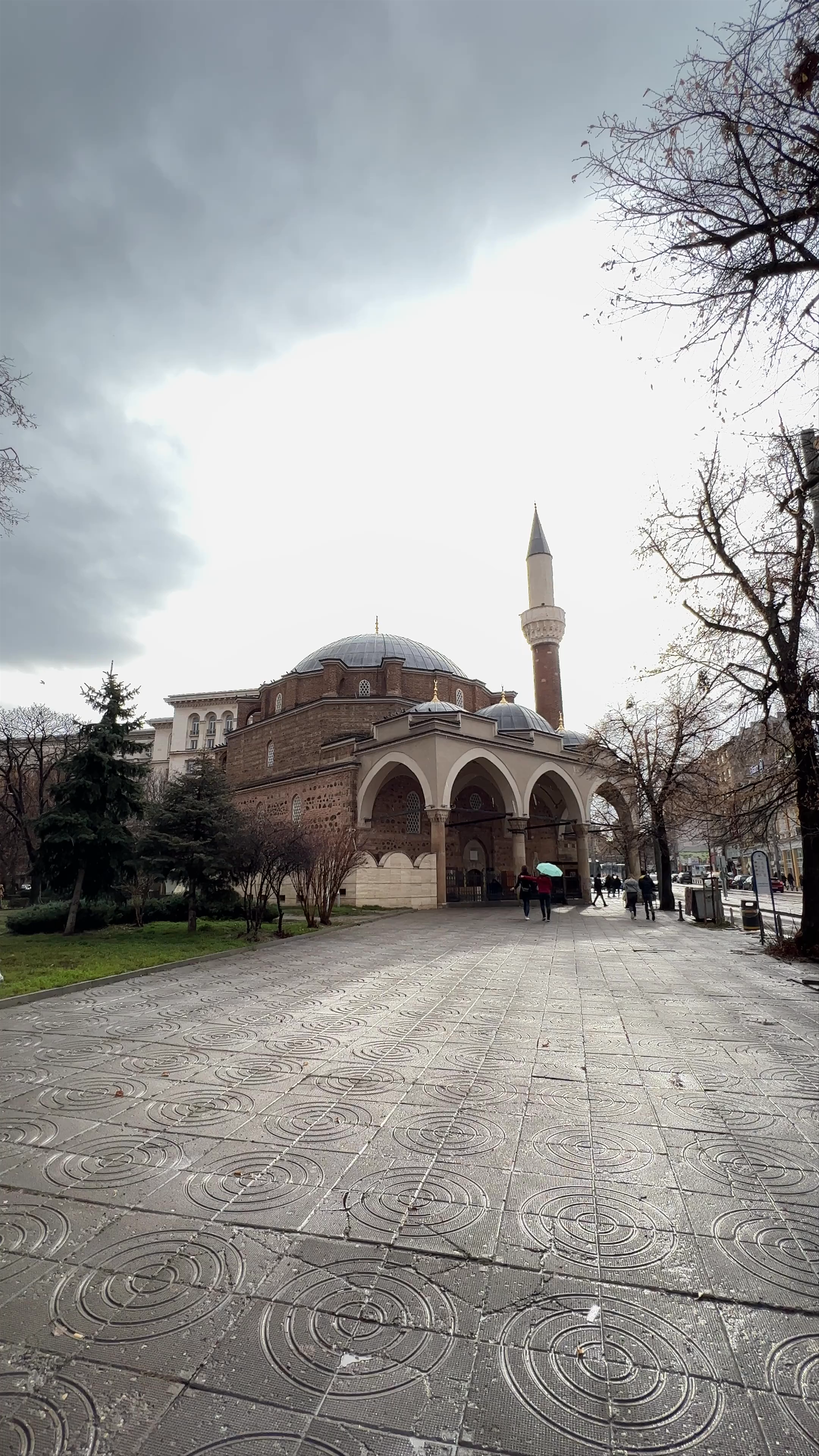 Banya Bashi Mosque: Historic Ottoman Jewel in Sofia