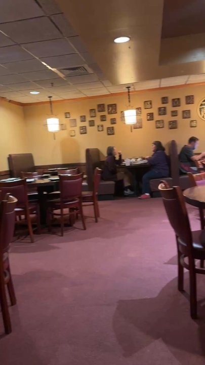 Ginger Garden - Main dining room - Chinese Near Me - Amherst, Massachusetts