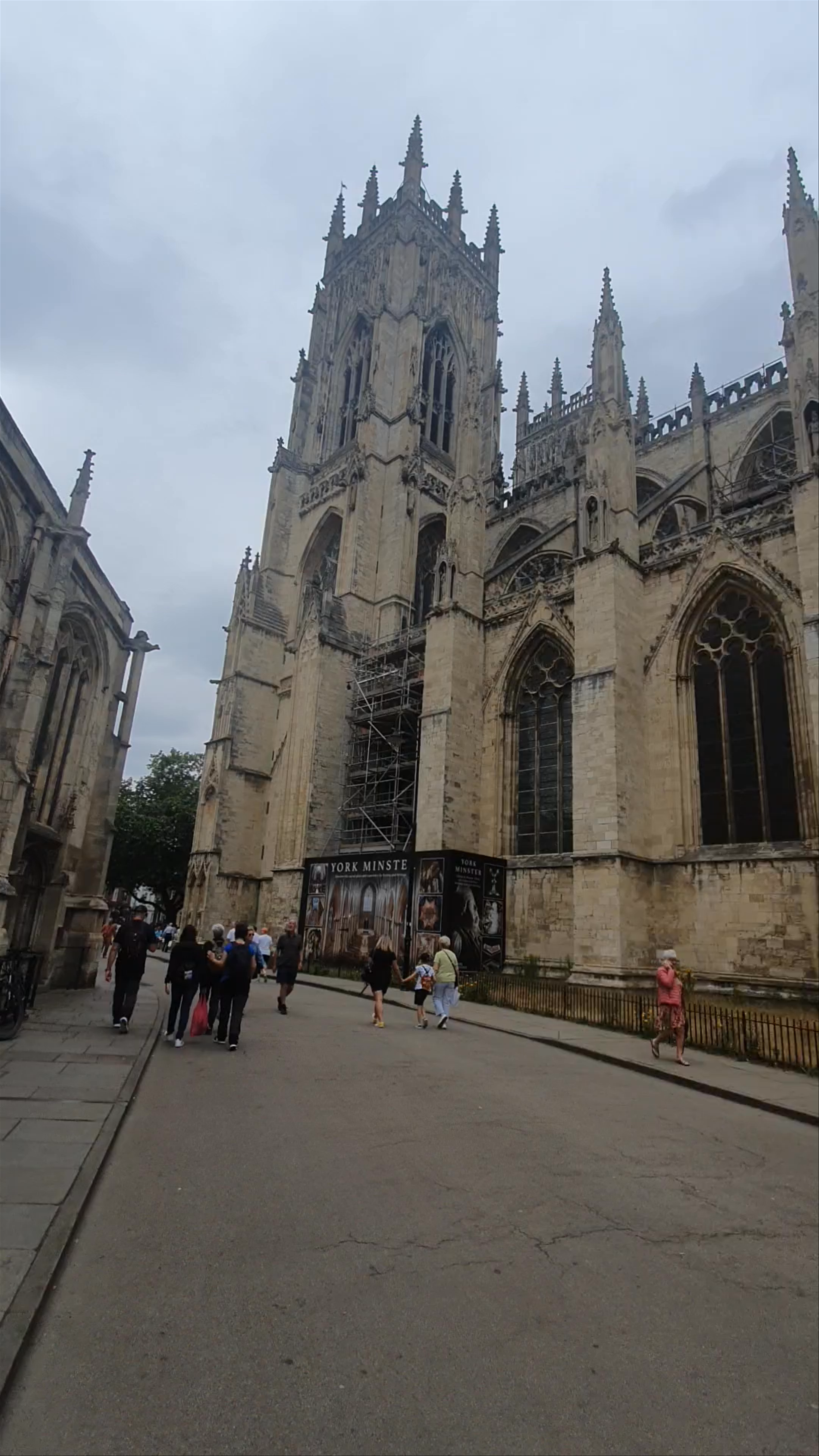York Minster: Majestic Gothic Cathedral in the Heart of York