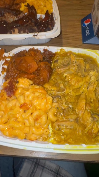 Gee's Caribbean Style - This was a great spread for me and my siblings to enjoy while I was in town. - Caribbean Near Me - Cincinnati, Ohio