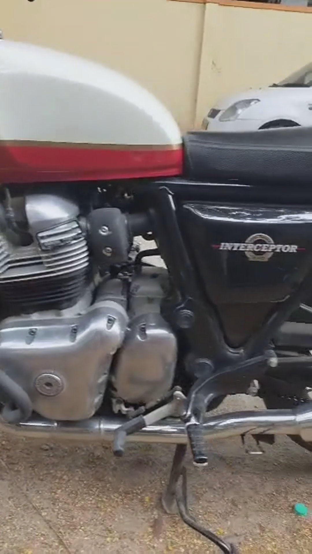 Walk-around video thumbnail