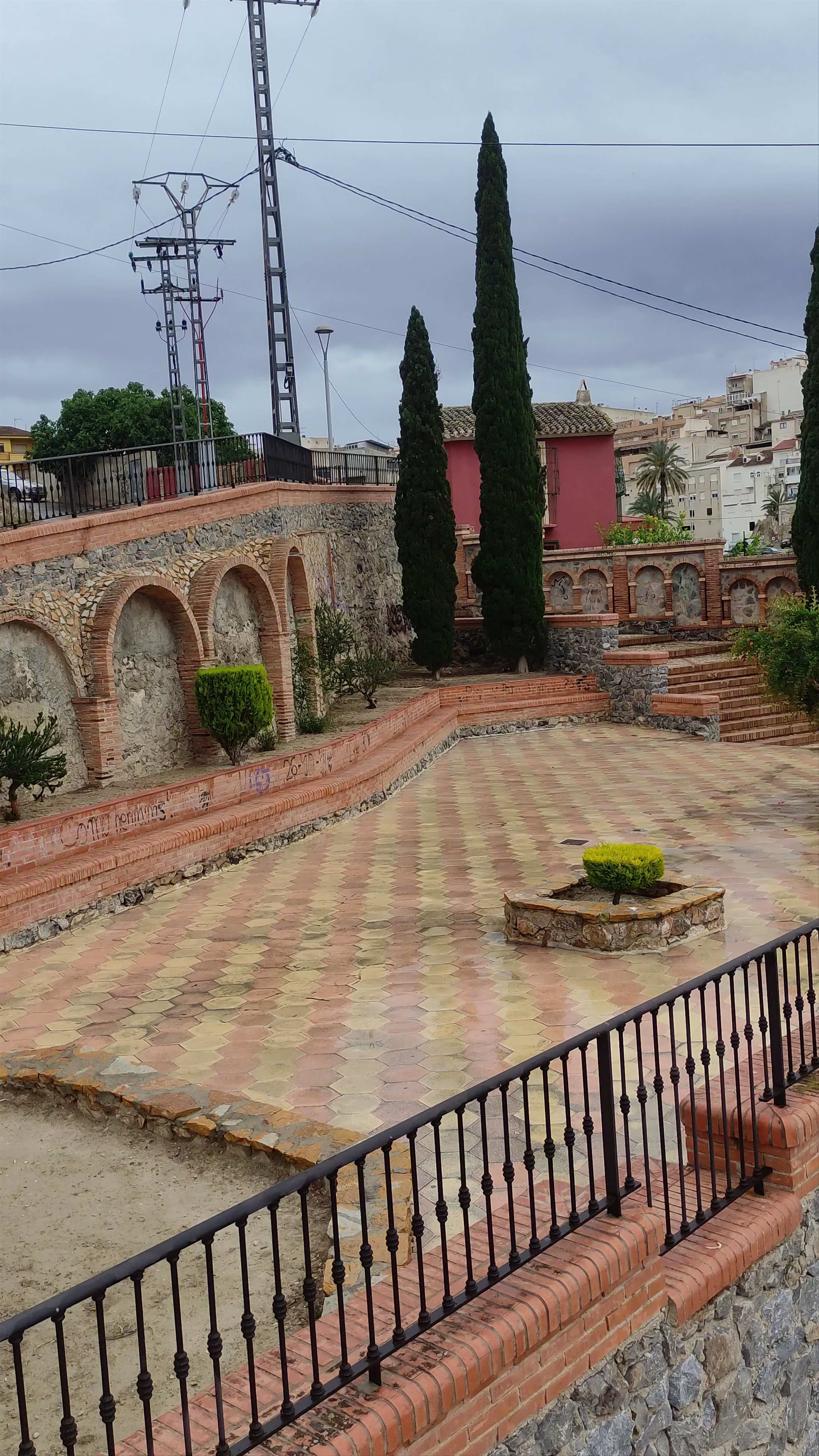 Parque de las Norias: A Serene Hidden Gem in Abarán, Spain