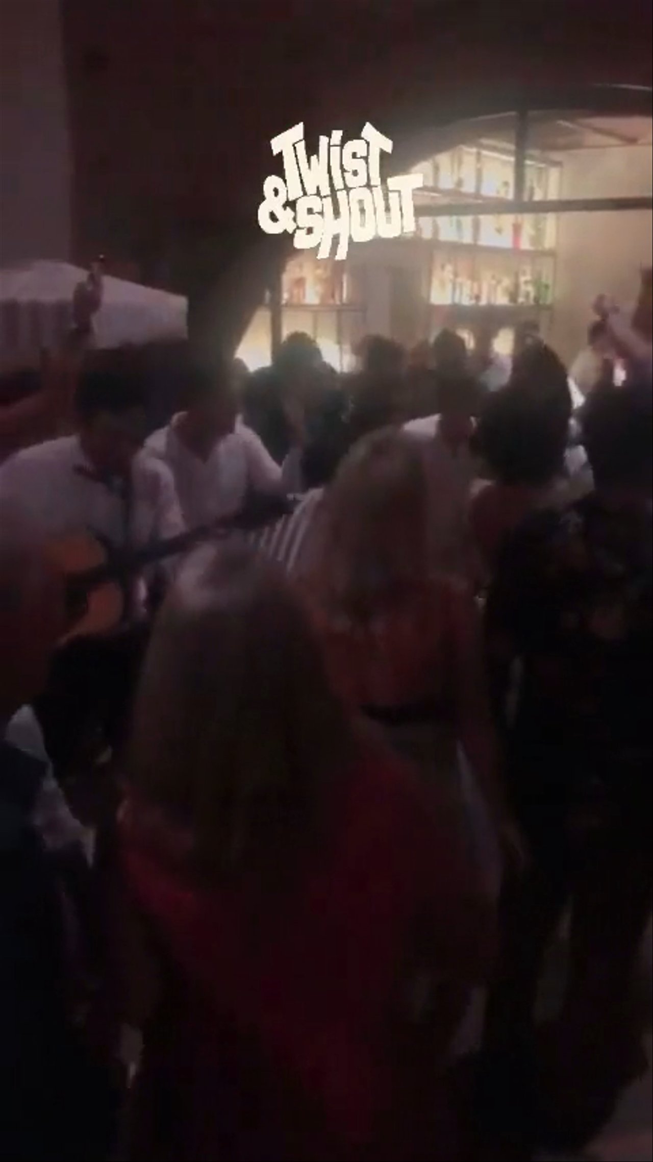 The Ferrymen @ Pescaia Resort Tuscany - video