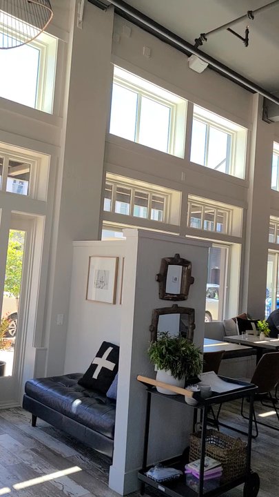 Rising Tide Tavern - Inside - American Near Me - Pacific Beach, Washington