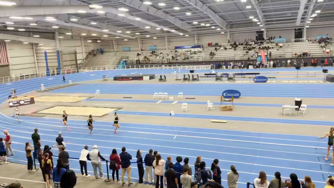 4x400 Anchor — Heart & Will on Full Display