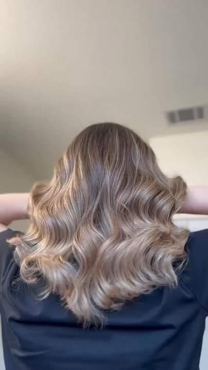 Tangles Salon - Hair Salons Near Me - Brentwood, California