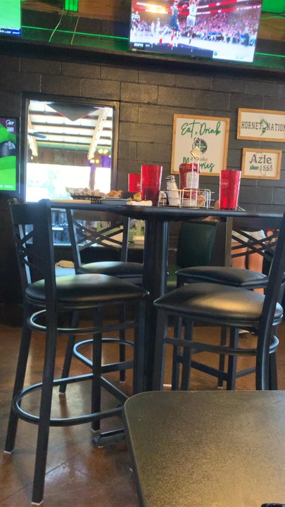 Stingers Bar & Grill - Sports Bars Near Me - Azle, Texas