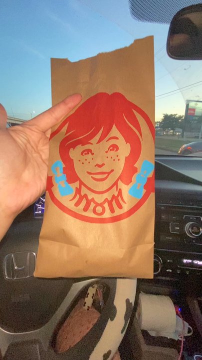 Wendy's - Wendy chicken burger - Fast Food Near Me - Houston, Texas