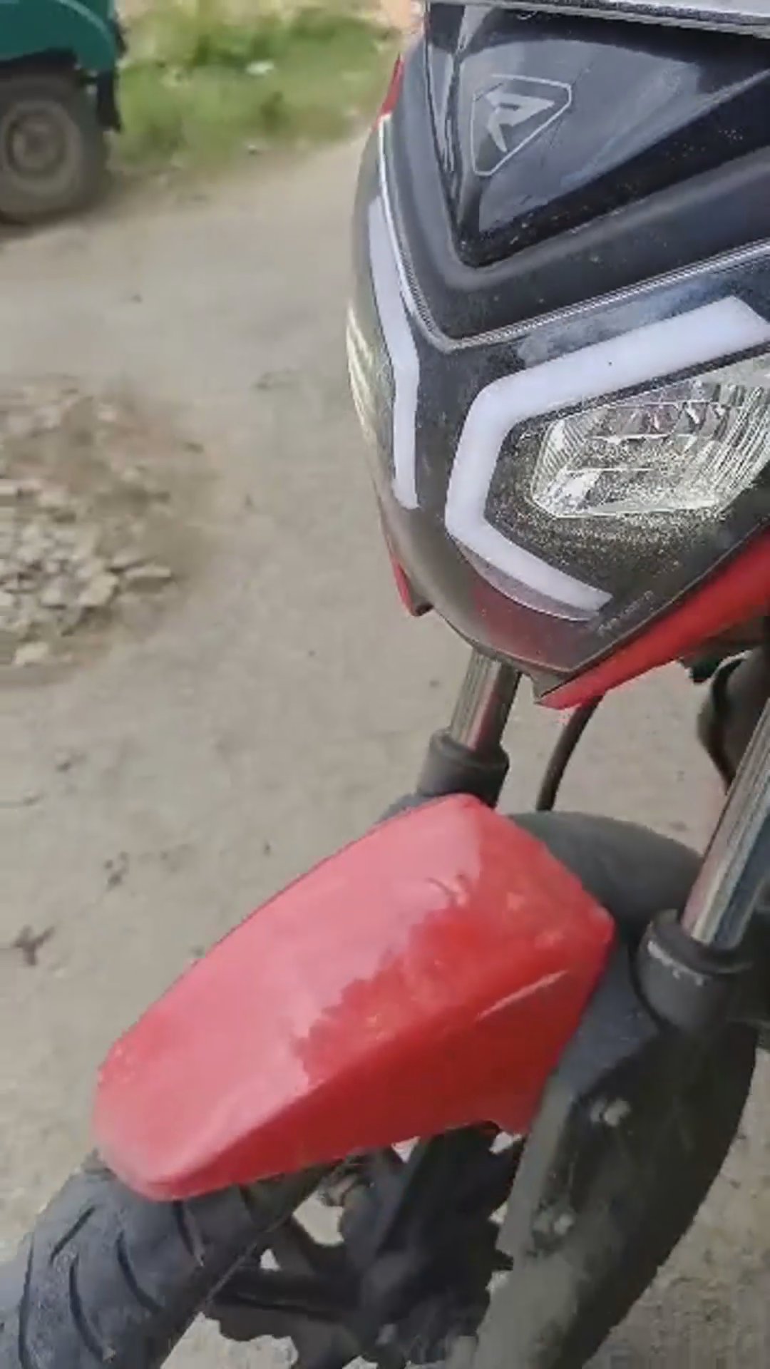Walk-around video thumbnail
