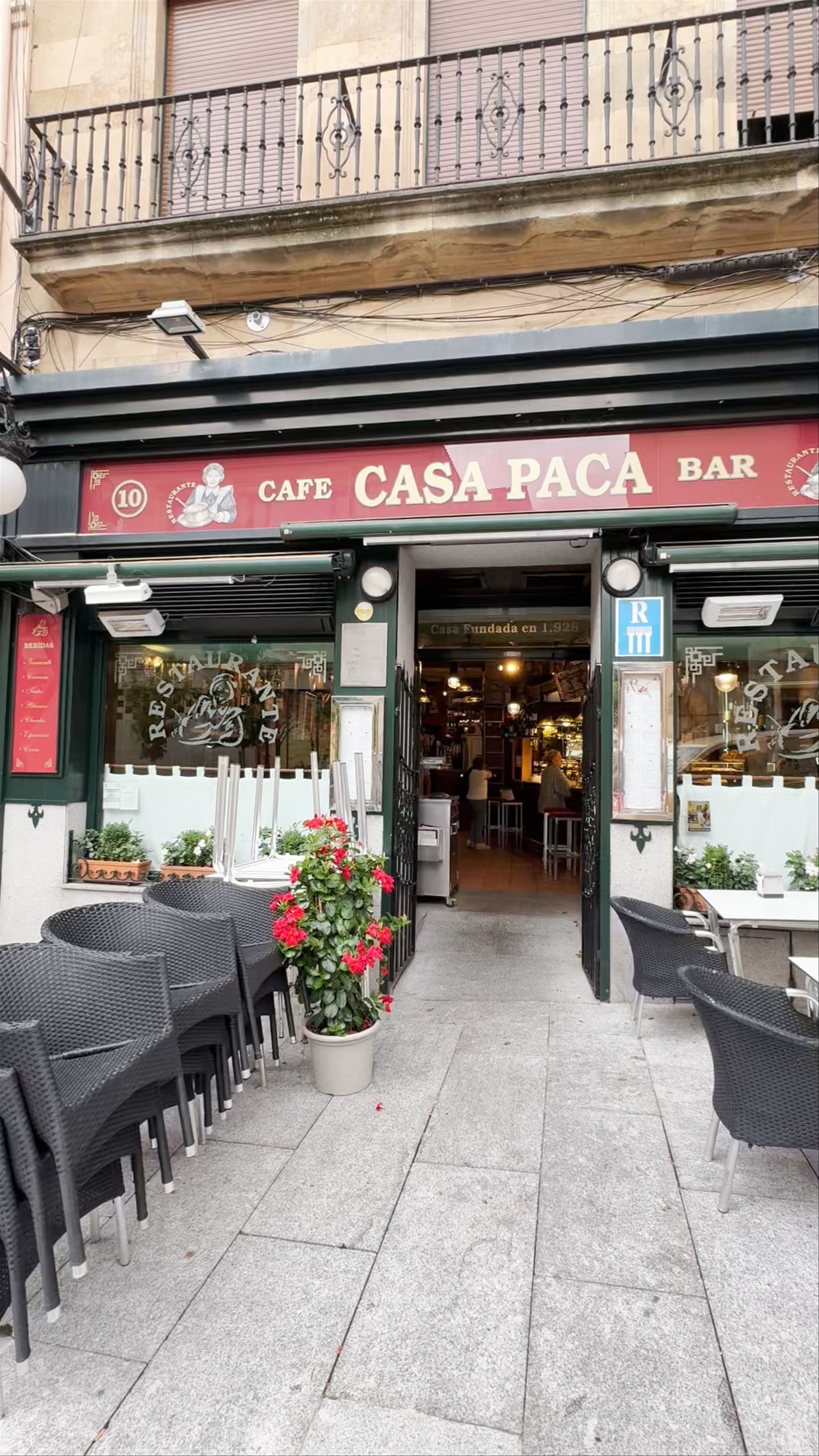 Casa Paca: Timeless Tapas Experience in Salamanca