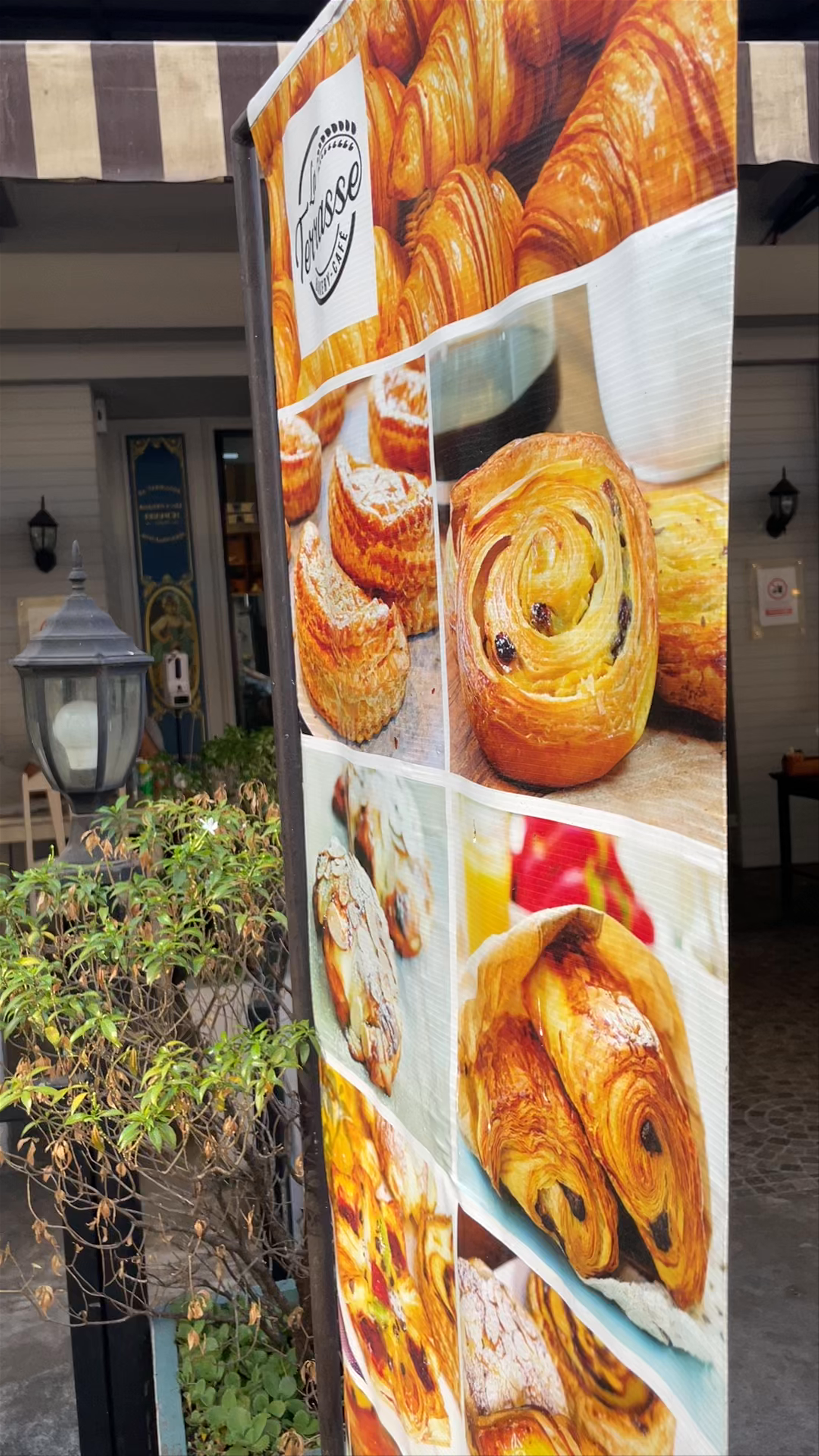 La Terrasse Bakery Café: Cozy French-Style Bakery in Vientiane, Laos
