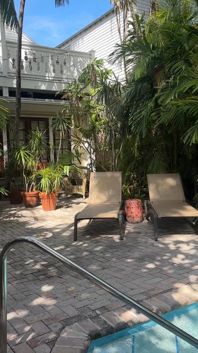 Tropical Inn - Bed & Breakfast Near Me - Key West, Florida