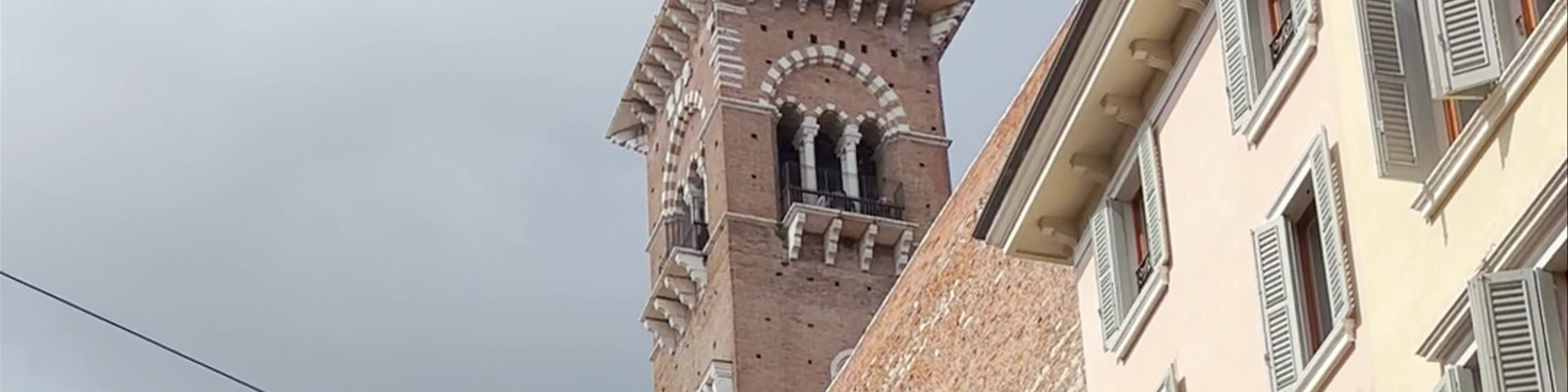 Statua di Berto Barbarani