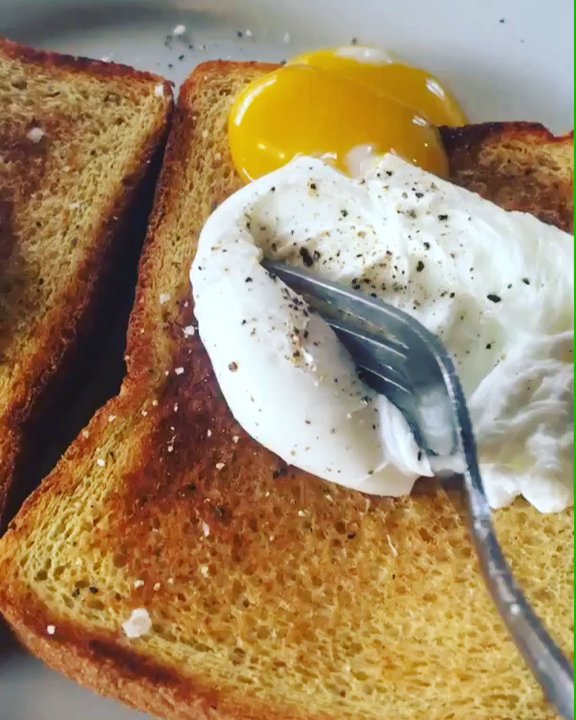 Cru Cafe - No yolk, these poached eggs rock! - Breakfast & Brunch Near Me - Newport, Rhode Island