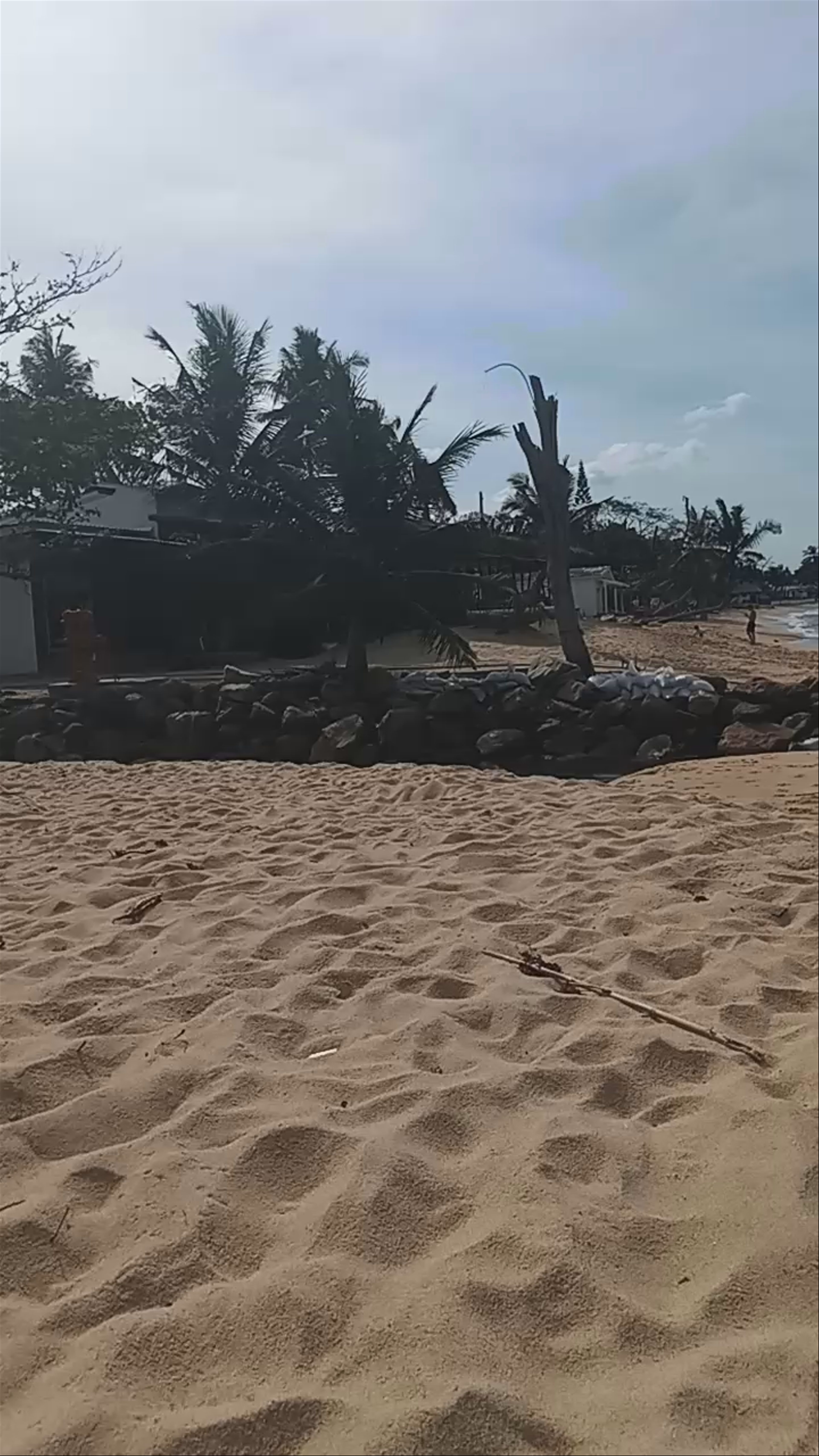 Maenam Beach