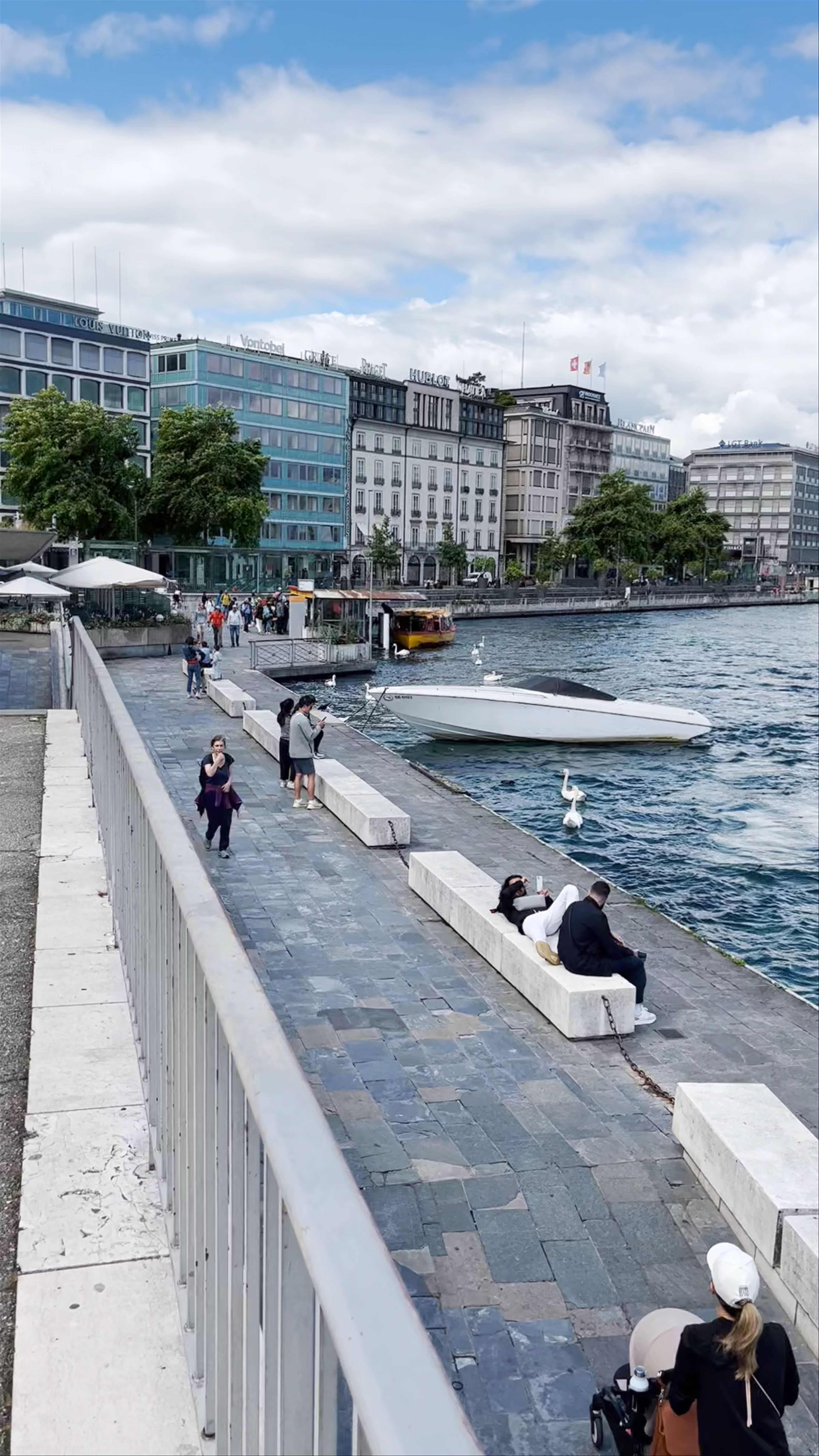 Prom. du Lac 3, Genève
