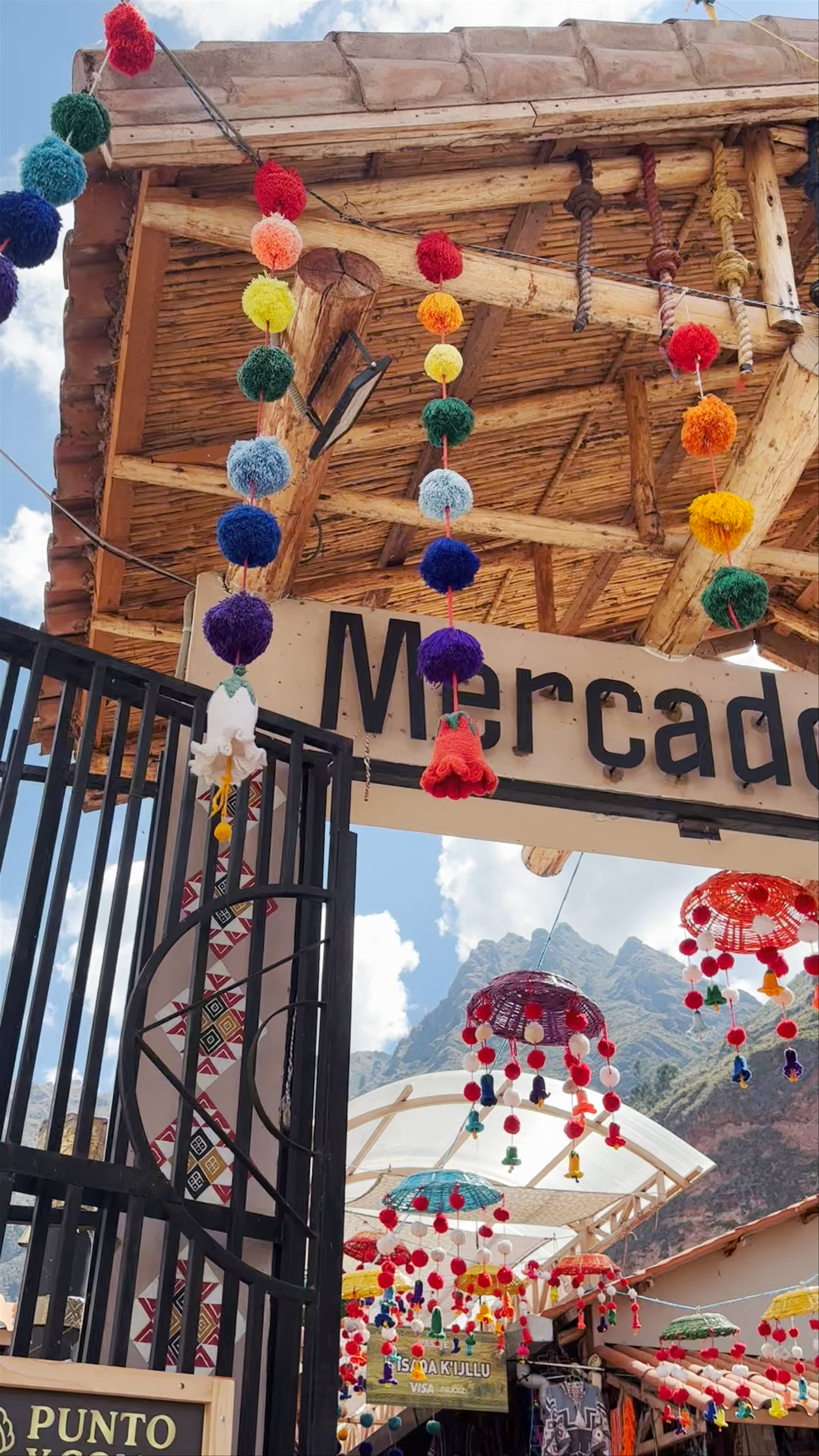 Nuevo Mercado Artesanal de Pisac