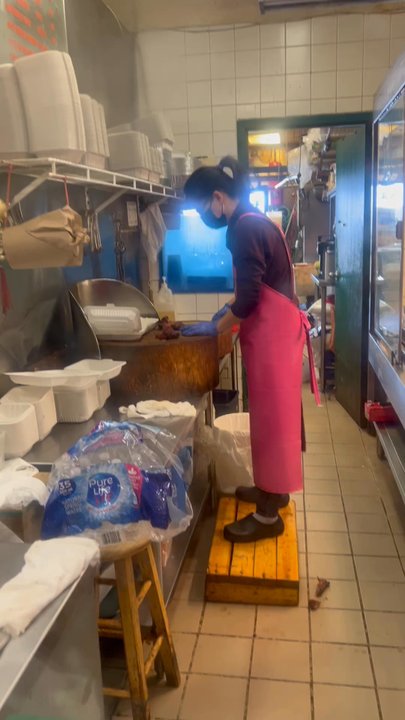 Luen Hing Barbecue - Lady cutting up the pork, very fresh and not fatty at all - Barbeque Near Me - Mississauga, Ontario