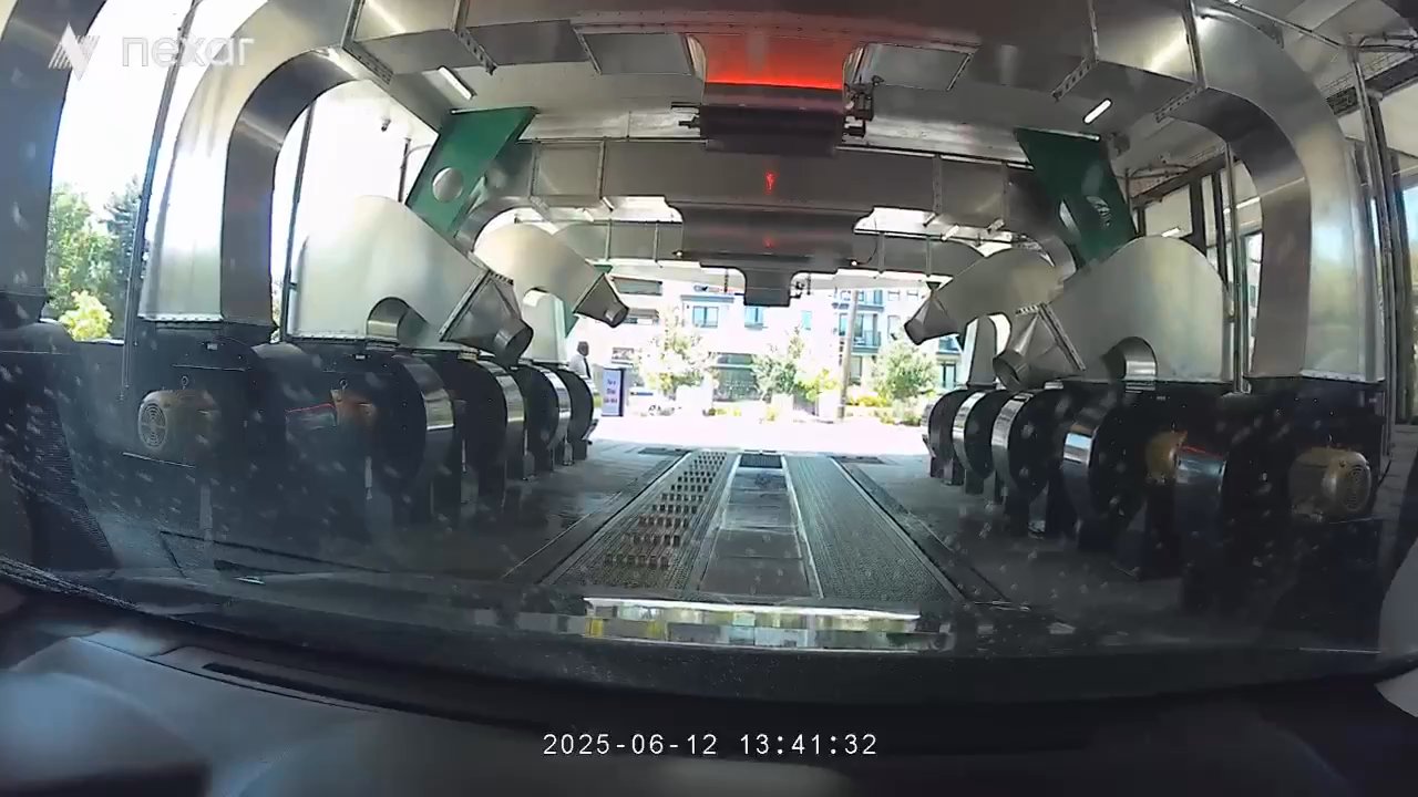Kaady Car Wash - Dryers are like Jett engines! Beware!! - Car Wash Near Me - Mountain View, California