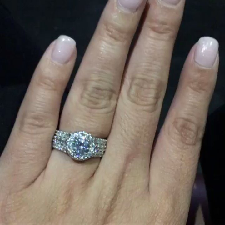 Jewel Time - My very shiny sparkly engagement ring - Jewelry Near Me - Simi Valley, California