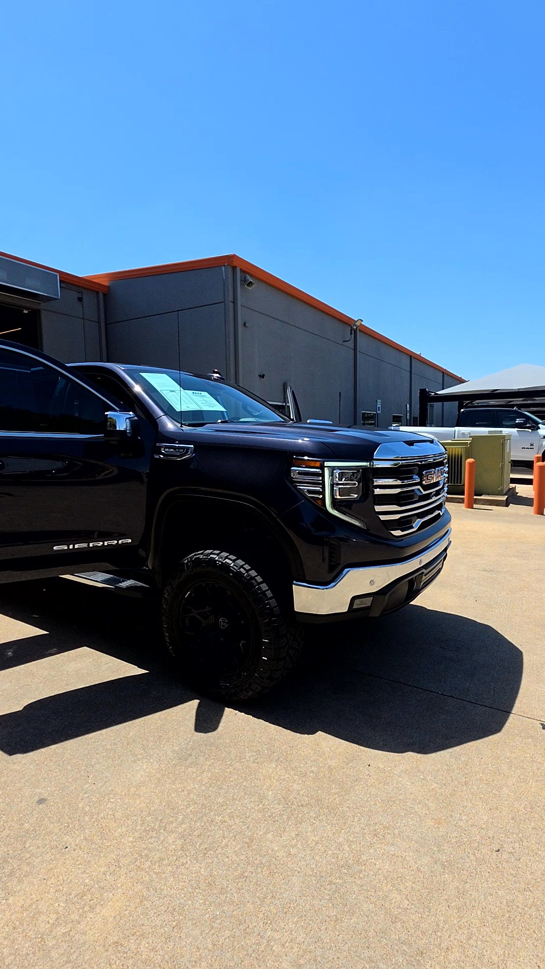 Lifted Trucks - #TX11093 - 2024 GMC Sierra 1500 SLT Crew Cab