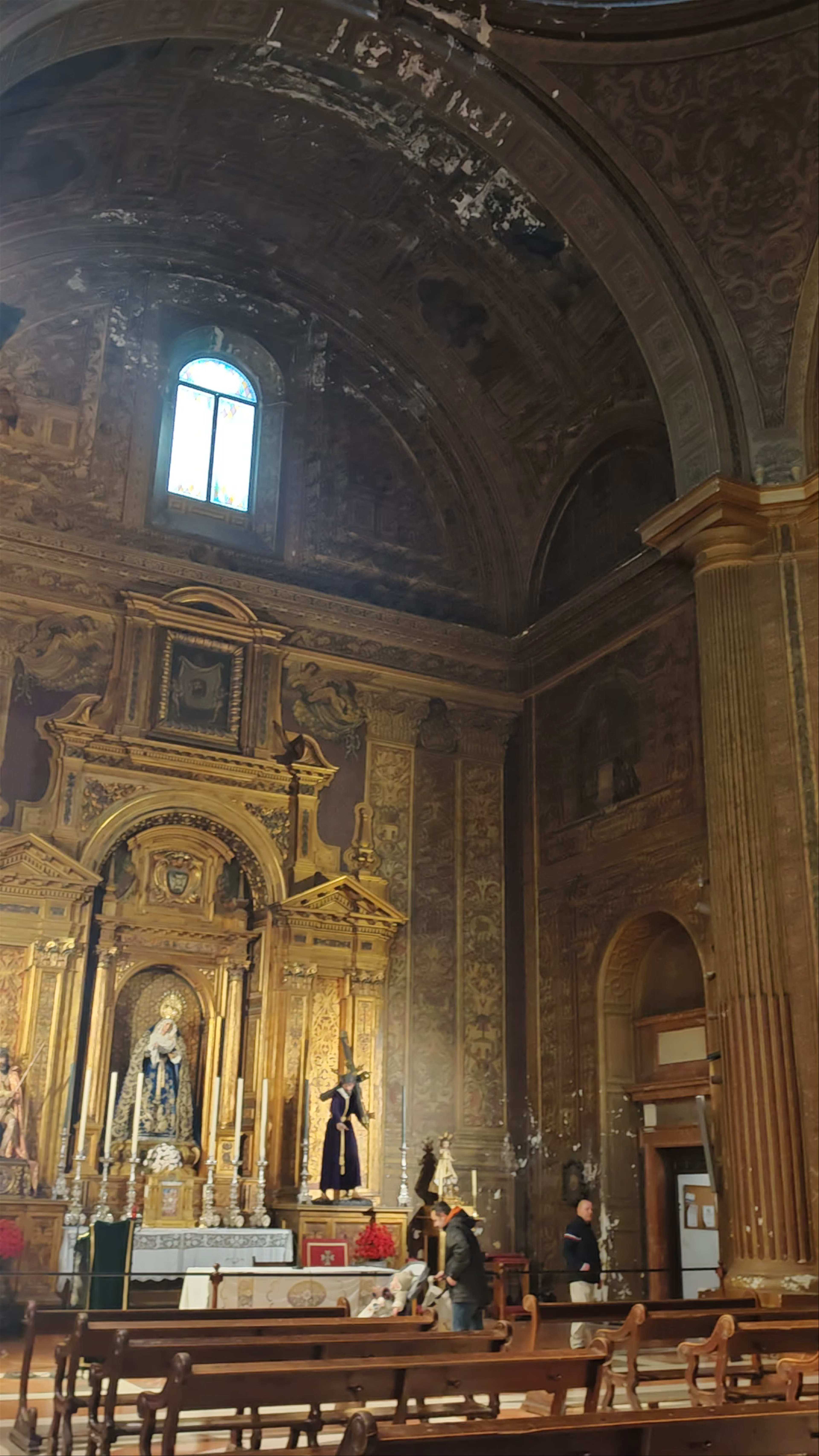 Iglesia de la Anunciación: A Baroque Masterpiece in Seville