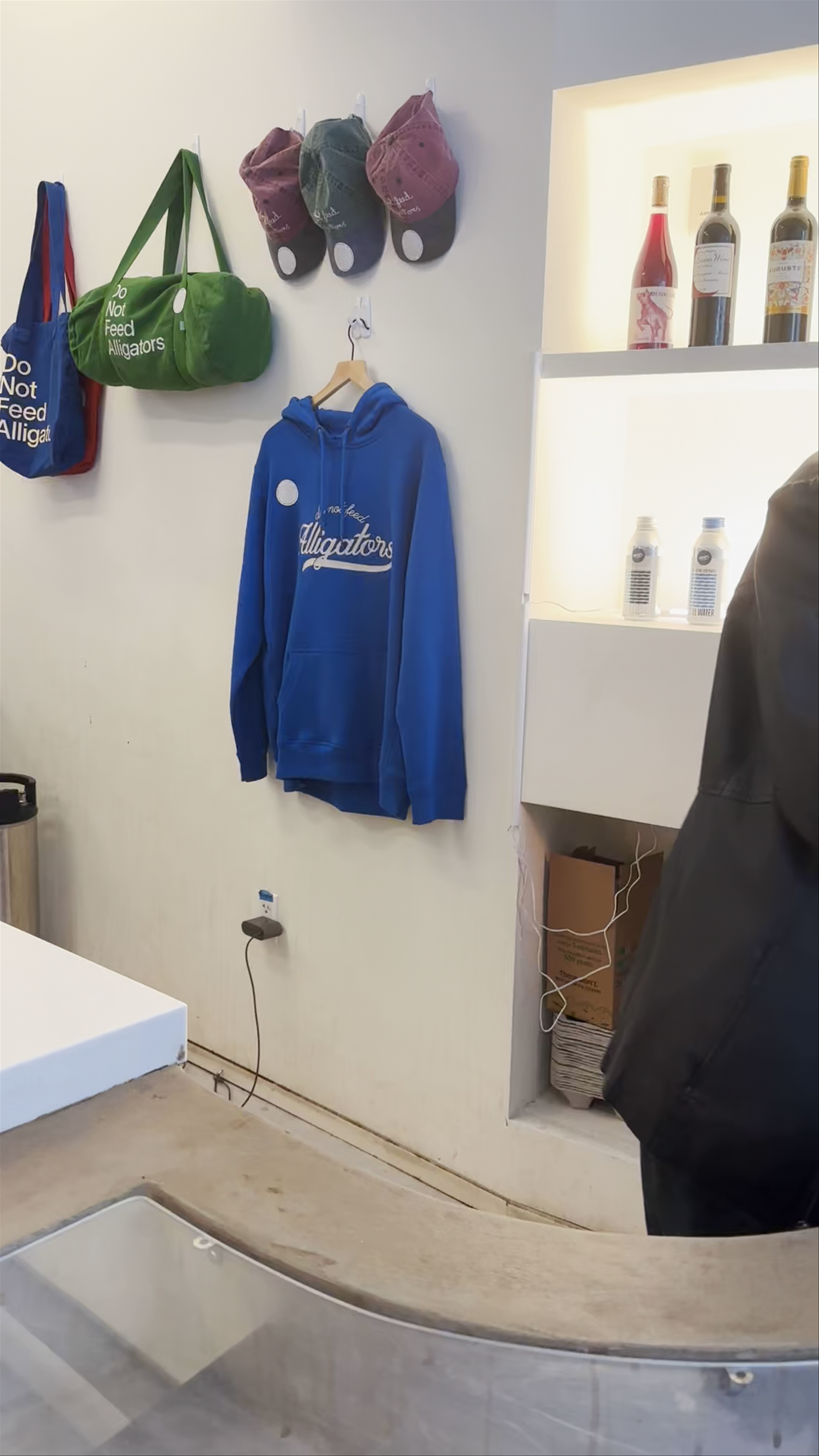 Do Not Feed Alligators: Cozy Urban Cafe Vibes in New York City